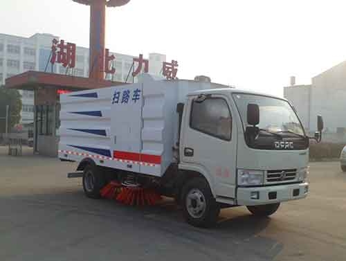 HLW5071TSL6EQ型掃路車 HLW5071TSL6EQ型掃路車